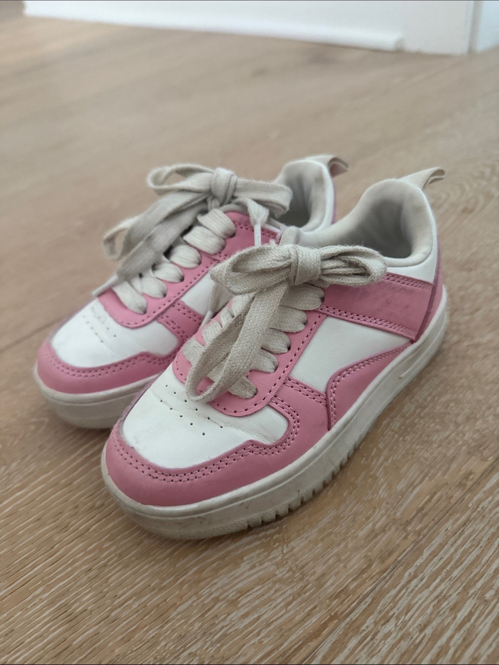 Kids Pink and White Casual Sneakers - Classic Lace-Up Toddler Size 9